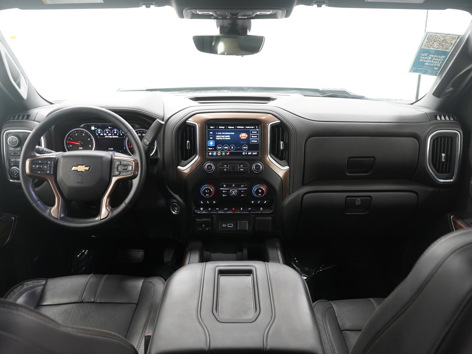 Used 2021 Chevrolet Silverado 3500 High Country w/ Z71 Off-Road Package image 16