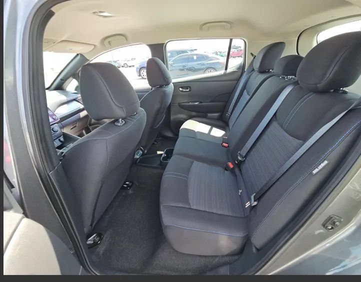 Used 2025 Nissan Leaf S FWD image 7
