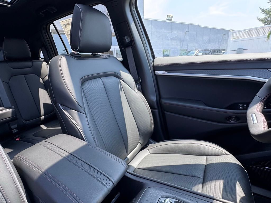 New 2025 Jeep Wagoneer S Limited AWD/4WD image 23