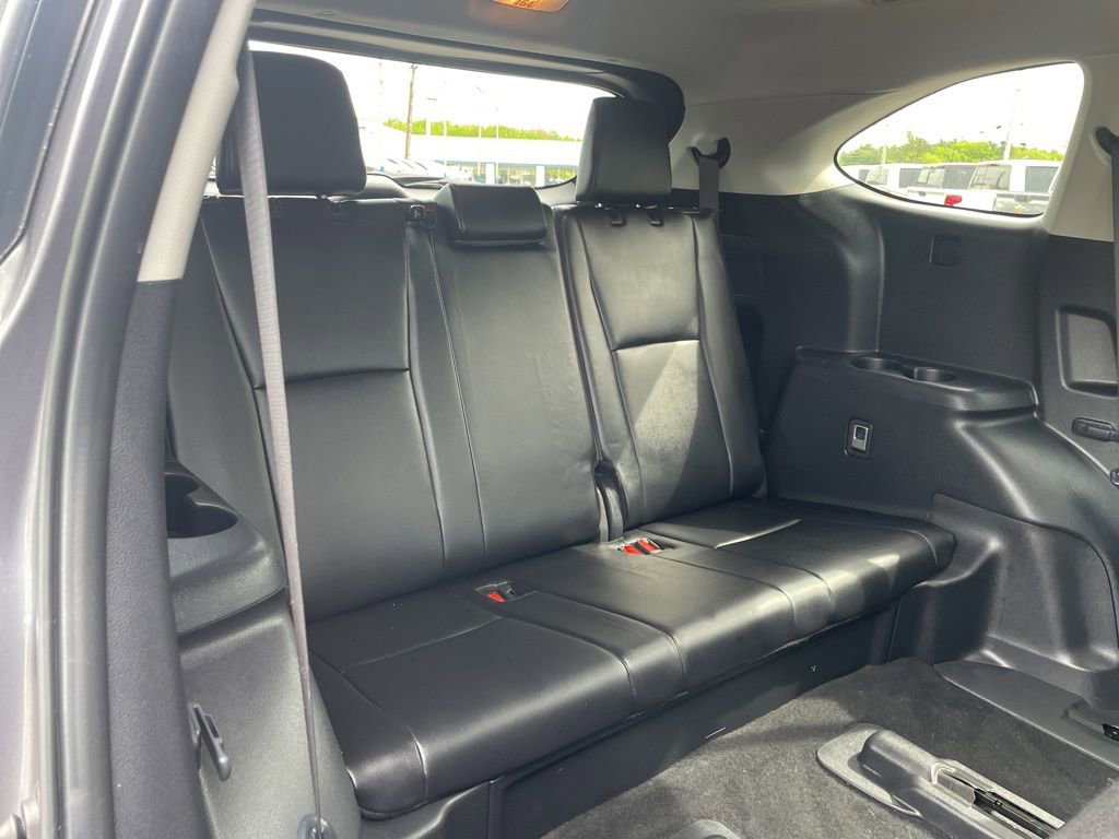 Used 2024 Toyota Highlander XLE AWD/4WD image 31