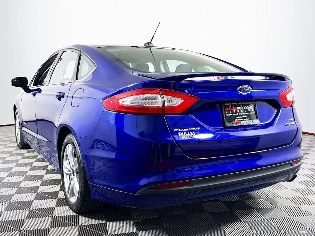 Used 2016 Ford Fusion SE image 5