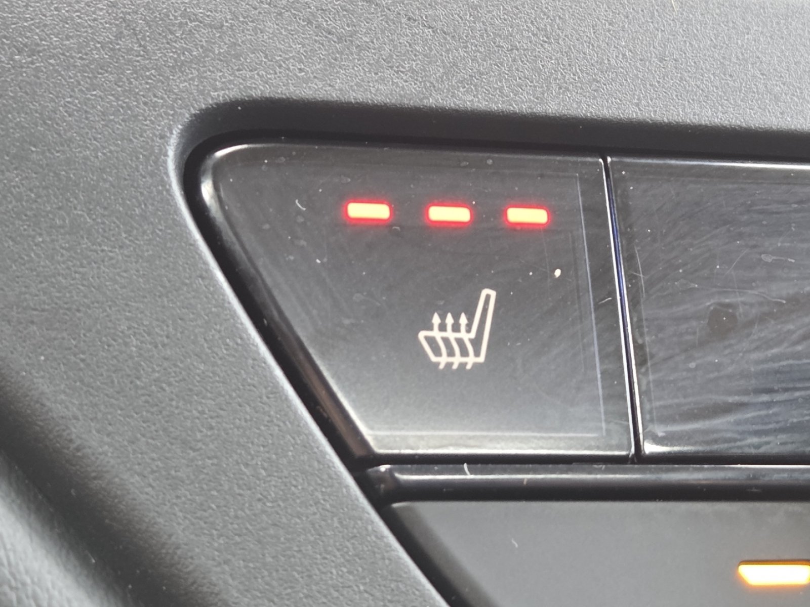 Used 2025 Honda Accord SE image 6