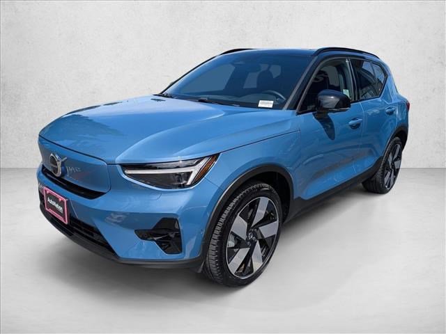Used 2023 Volvo XC40 Recharge Ultimate image 1