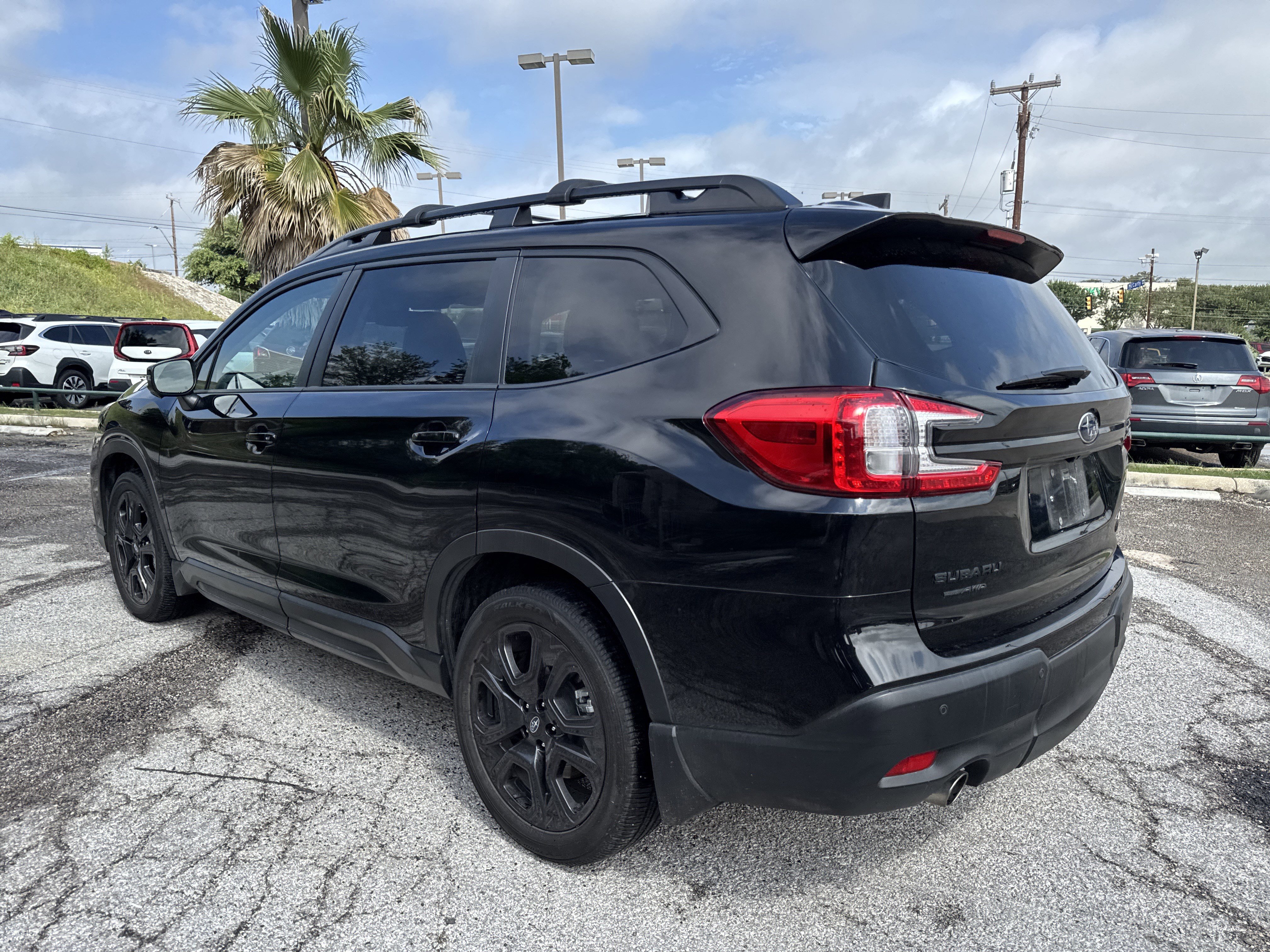 Certified 2023 Subaru Ascent Onyx Edition Limited AWD/4WD image 5