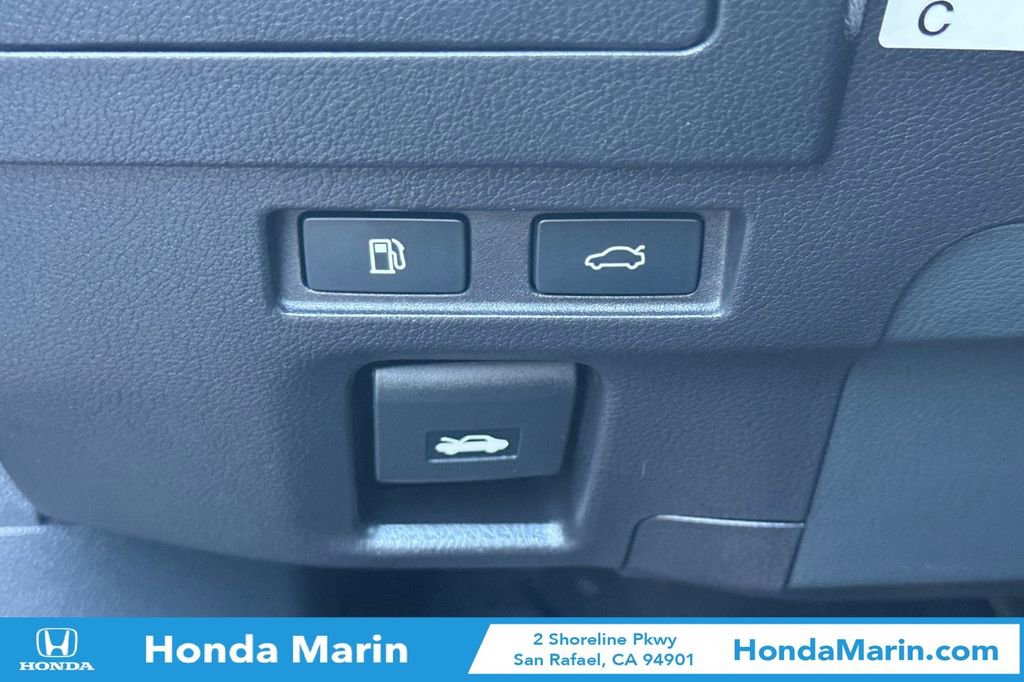 Used 2021 Lexus ES 300h w/ Premium Package image 33