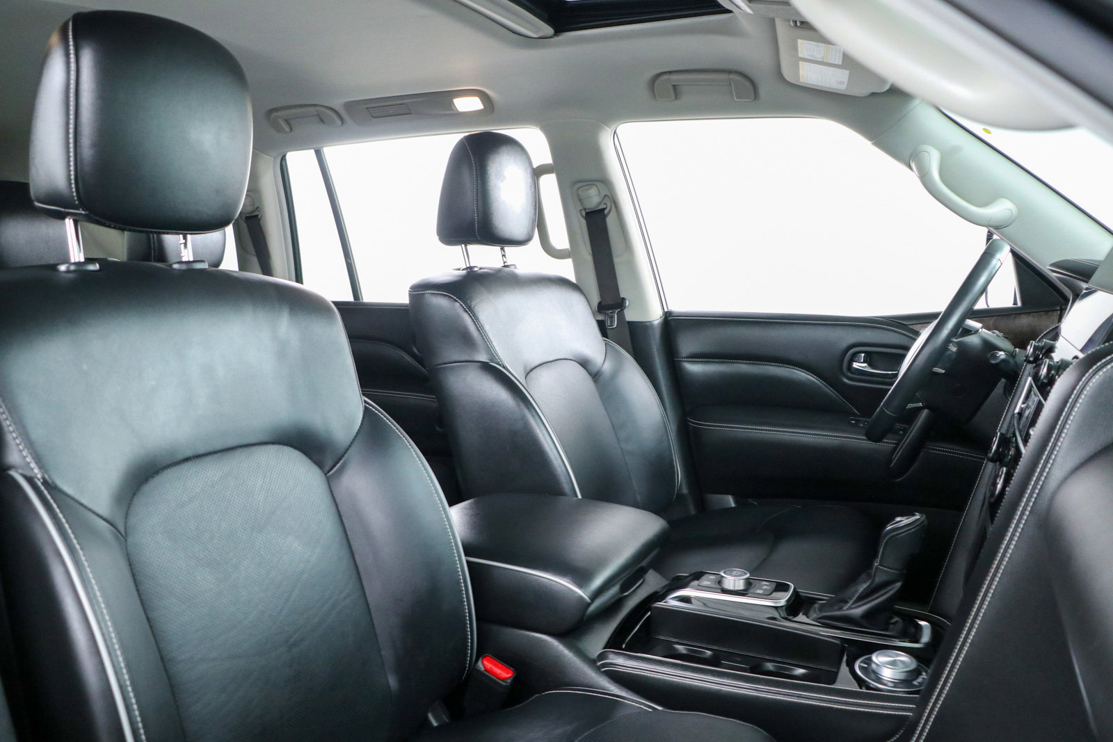 Used 2024 INFINITI QX80 Premium Select w/ All-Season Package image 34