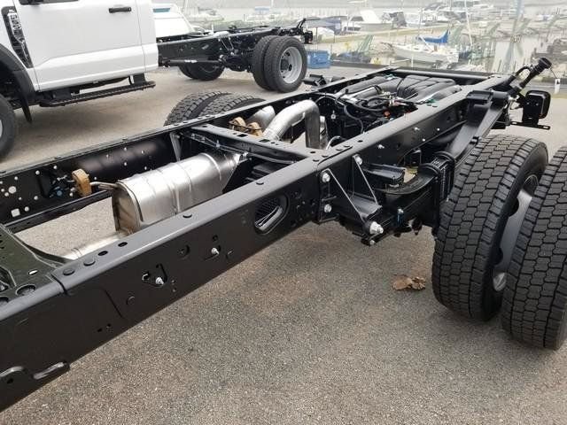 New 2026 Ford F550 4x4 Regular Cab Super Duty image 19