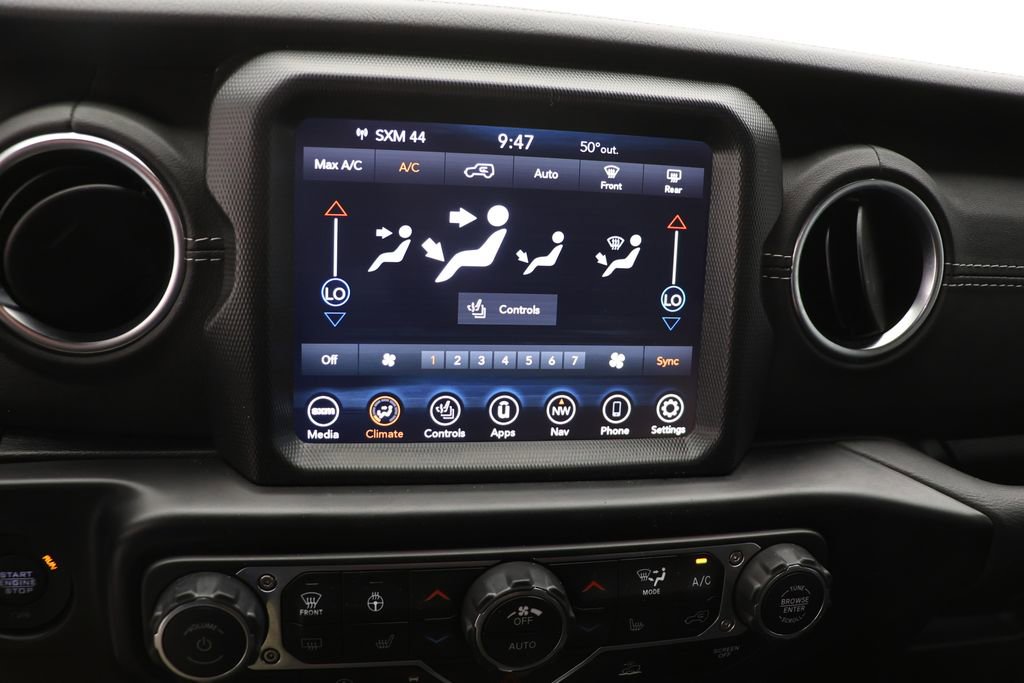 Used 2023 Jeep Wrangler Unlimited Sahara w/ Cold Weather Group AWD/4WD image 21