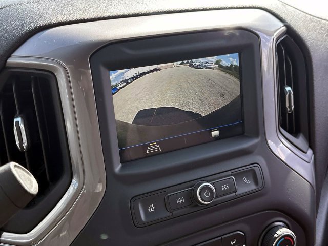 Used 2019 Chevrolet Silverado 1500 Custom w/ Custom Convenience Package AWD/4WD image 26