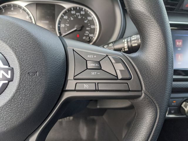 Certified 2025 Nissan Kicks Play S FWD image 38