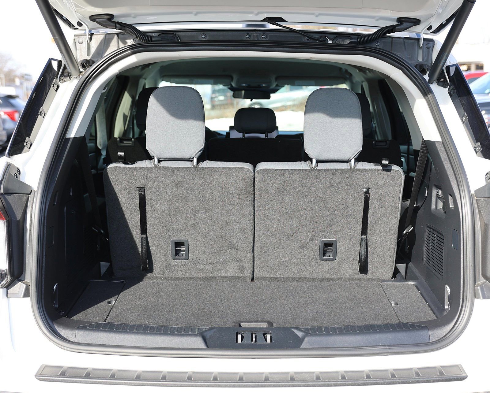 Certified 2025 Ford Explorer Active image 14