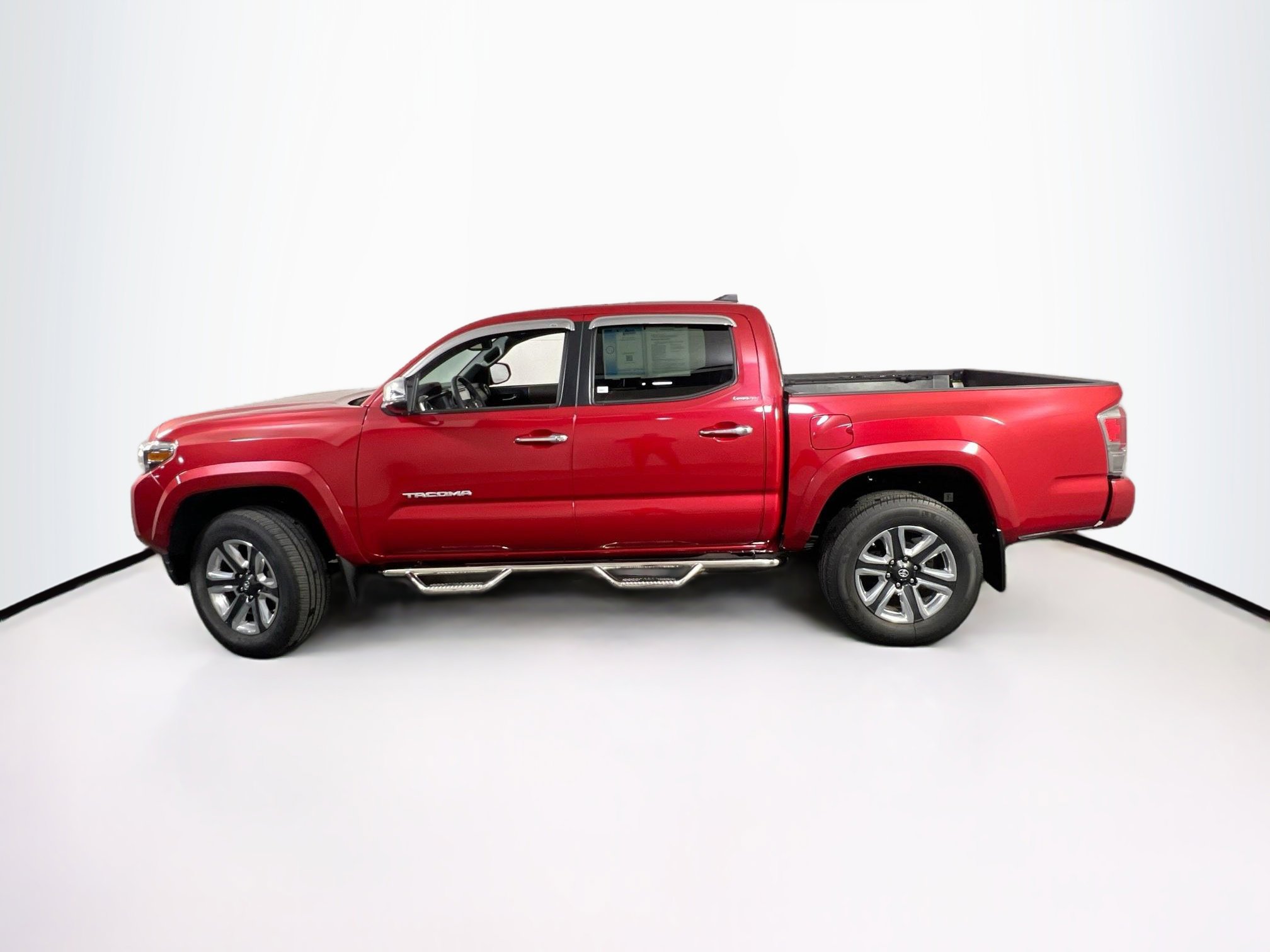 Used 2019 Toyota Tacoma Limited image 8