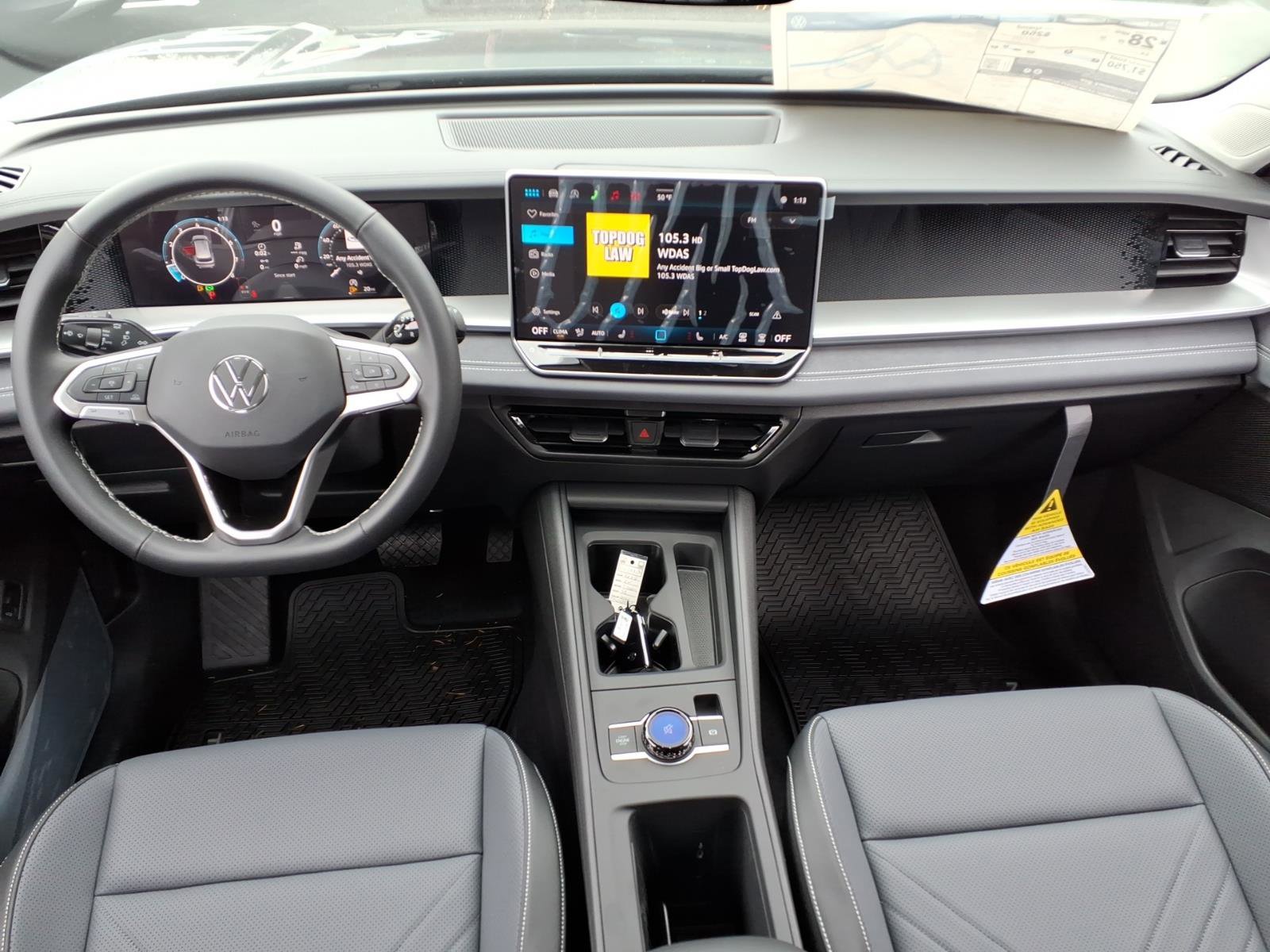 New 2026 Volkswagen Tiguan SE image 11