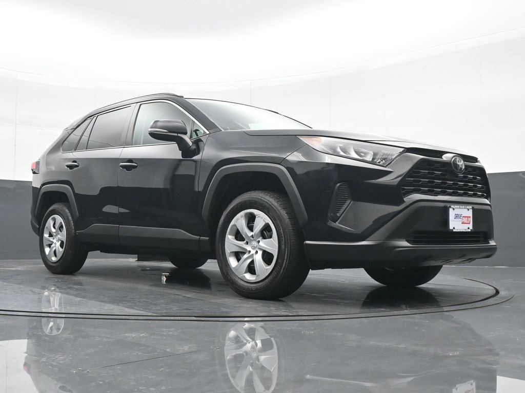 Used 2019 Toyota RAV4 LE image 24