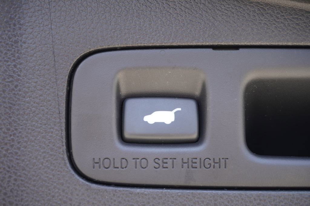 Used 2021 Honda CR-V EX-L image 10