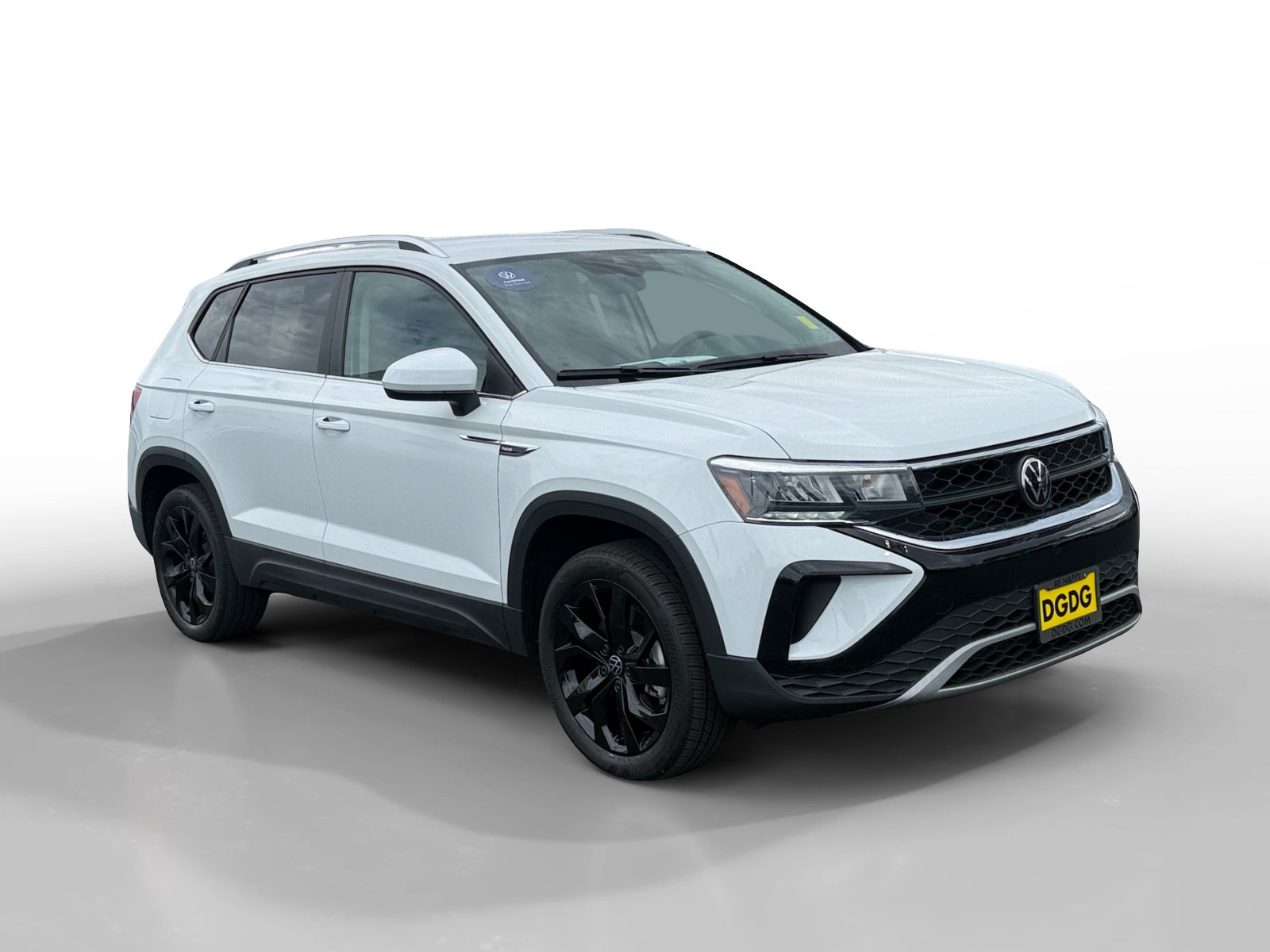 Certified 2023 Volkswagen Taos SE w/ Black Wheel Package FWD image 7