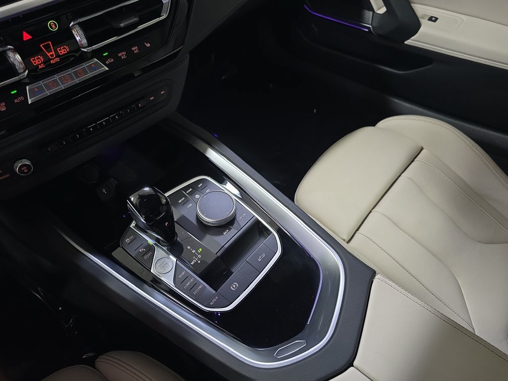Certified 2025 BMW Z4 M40i w/ Premium Package RWD image 26