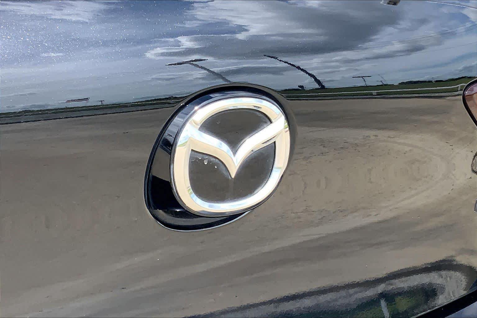 Certified 2024 MAZDA MAZDA3 s FWD image 31