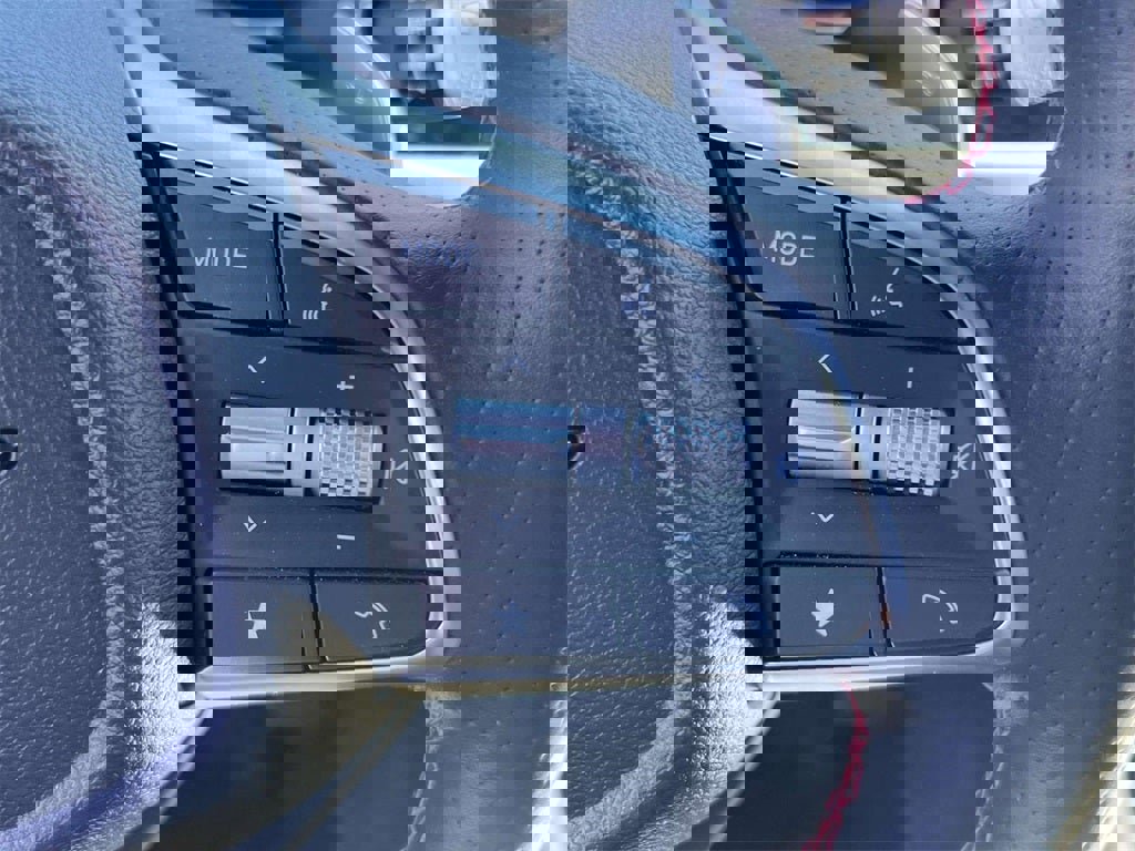 Used 2025 Genesis G70 2.5T w/ Sport Prestige Package image 19