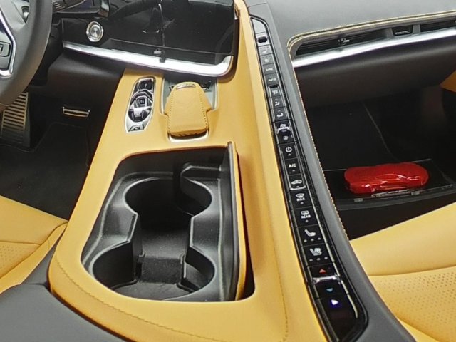 Used 2025 Chevrolet Corvette Z06 w/ Battery Protection Package RWD image 31