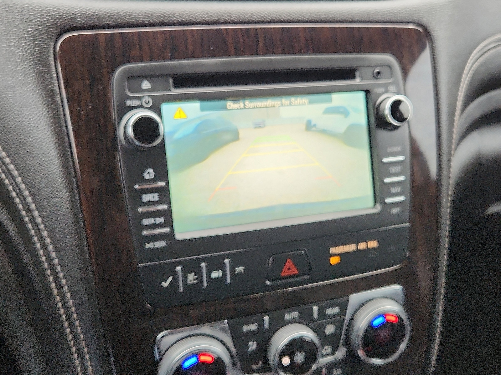 Used 2017 Chevrolet Traverse LT image 14