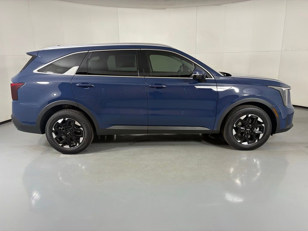 New 2026 Kia Sorento S w/ S Panoramic Sunroof Package image 9