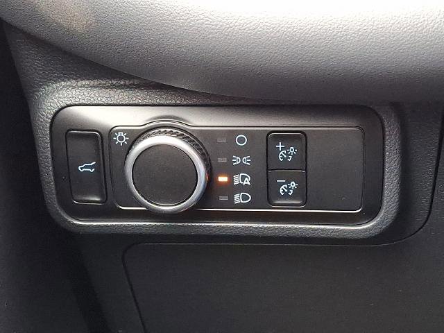 Certified 2025 Ford Explorer Active image 25