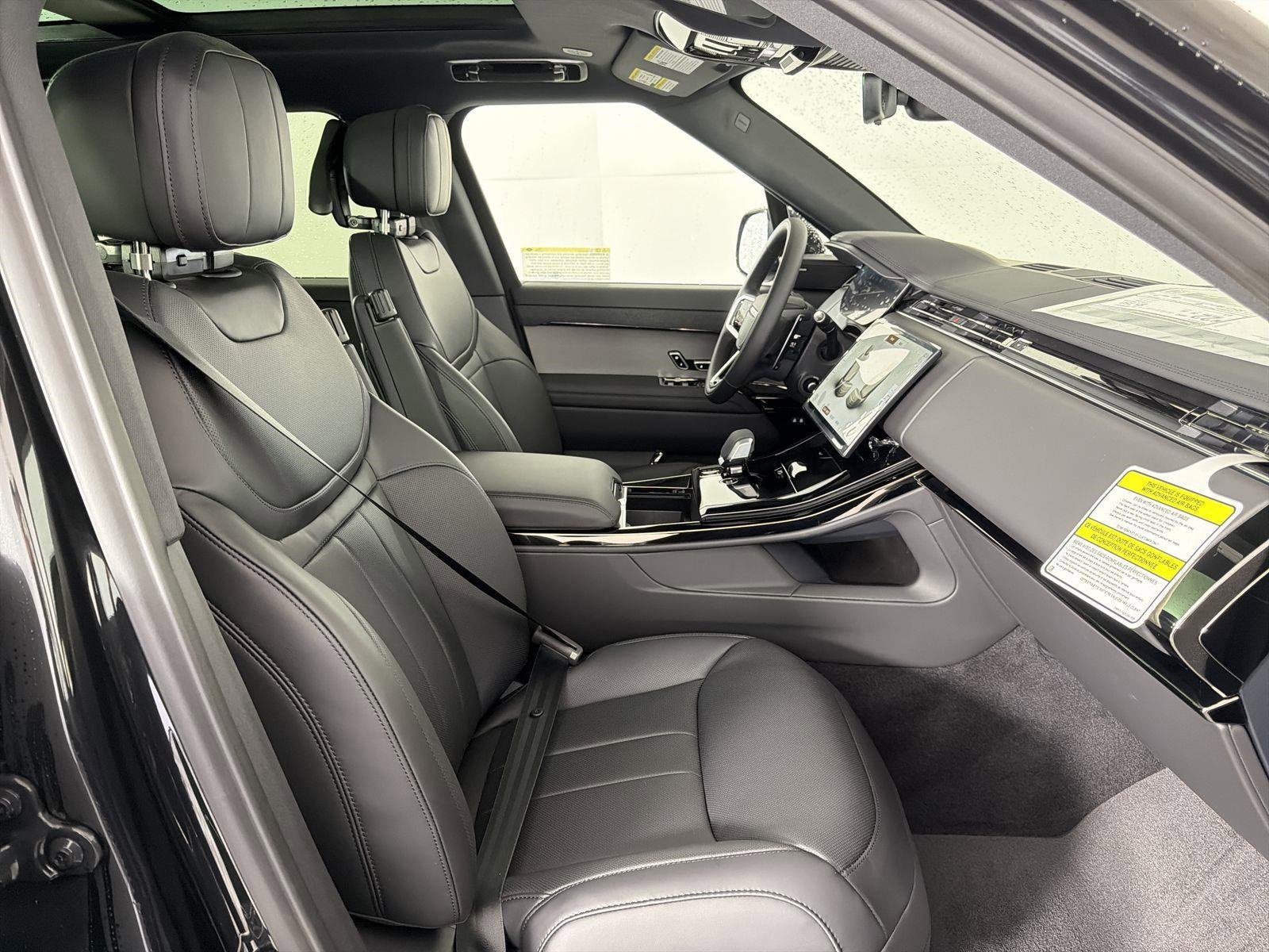 New 2026 Land Rover Range Rover Sport SE image 32