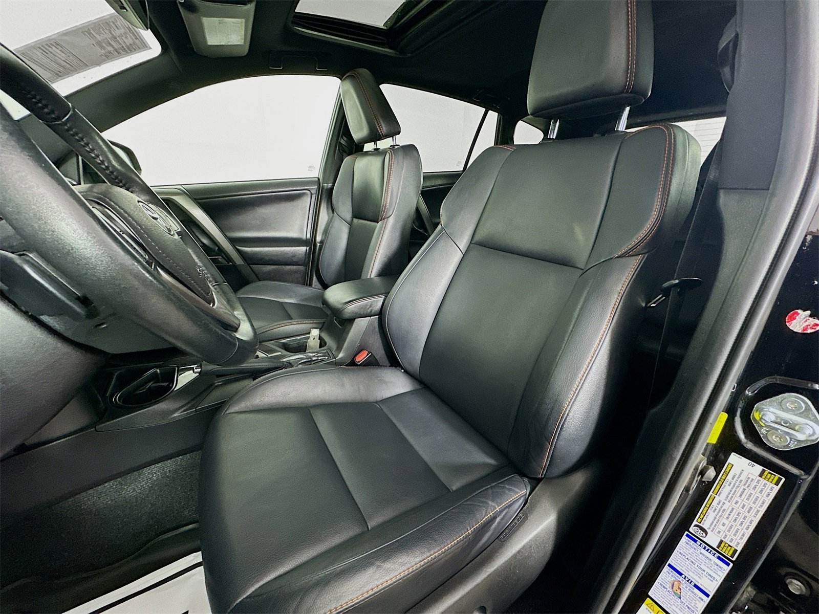 Used 2017 Toyota RAV4 SE w/ Power Extra Value Package image 20