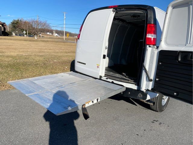 Used 2019 Chevrolet Express 3500 w/ Driver Convenience Package image 18