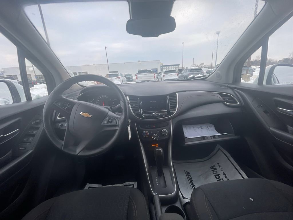 Used 2021 Chevrolet Trax LS w/ Tint and Cruise Package image 42