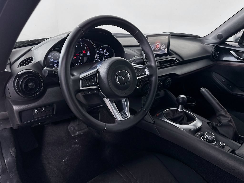 Used 2016 MAZDA MX-5 Miata Club RWD image 9