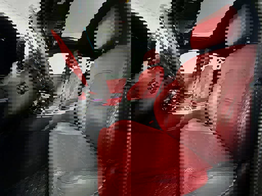 Used 2018 Kia Stinger GT1 image 12