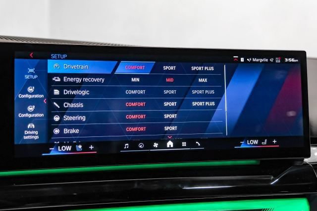 Used 2025 BMW M5 Touring w/ M Driver's Package AWD/4WD image 32