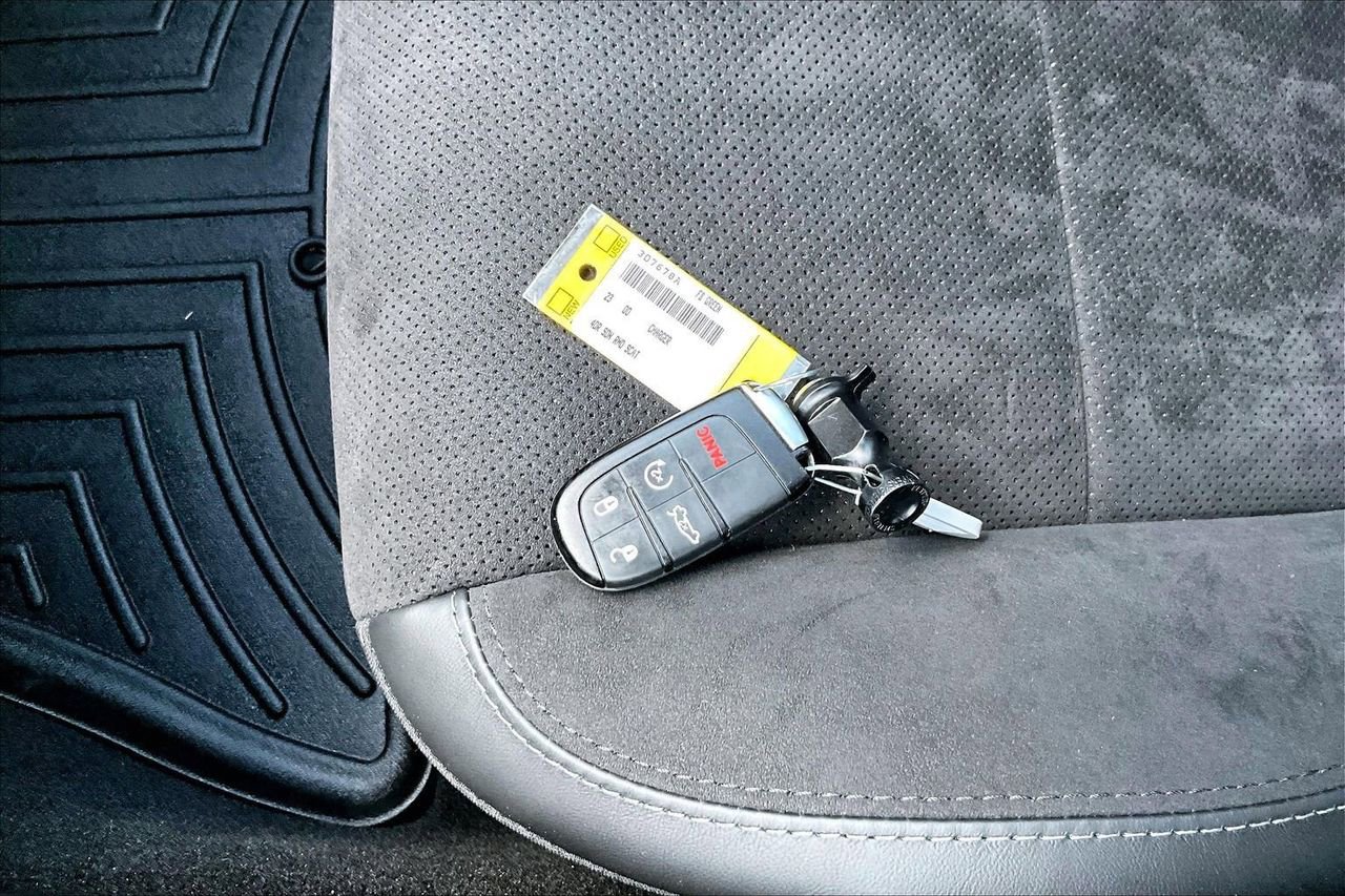 Certified 2023 Dodge Charger Scat Pack image 32