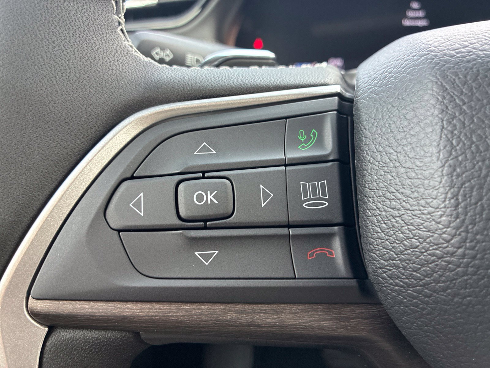 New 2027 Jeep Grand Cherokee Limited AWD/4WD image 14