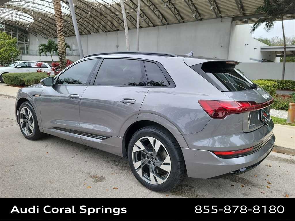Used 2021 Audi e-tron Premium w/ Convenience Plus Package image 13