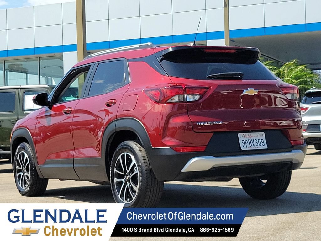 Certified 2025 Chevrolet TrailBlazer LT FWD image 13