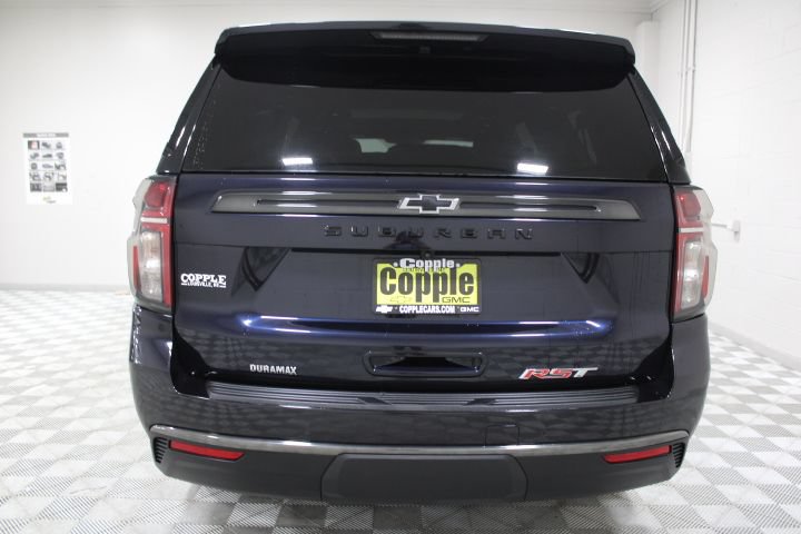 Used 2022 Chevrolet Suburban RST w/ Luxury Package AWD/4WD image 11