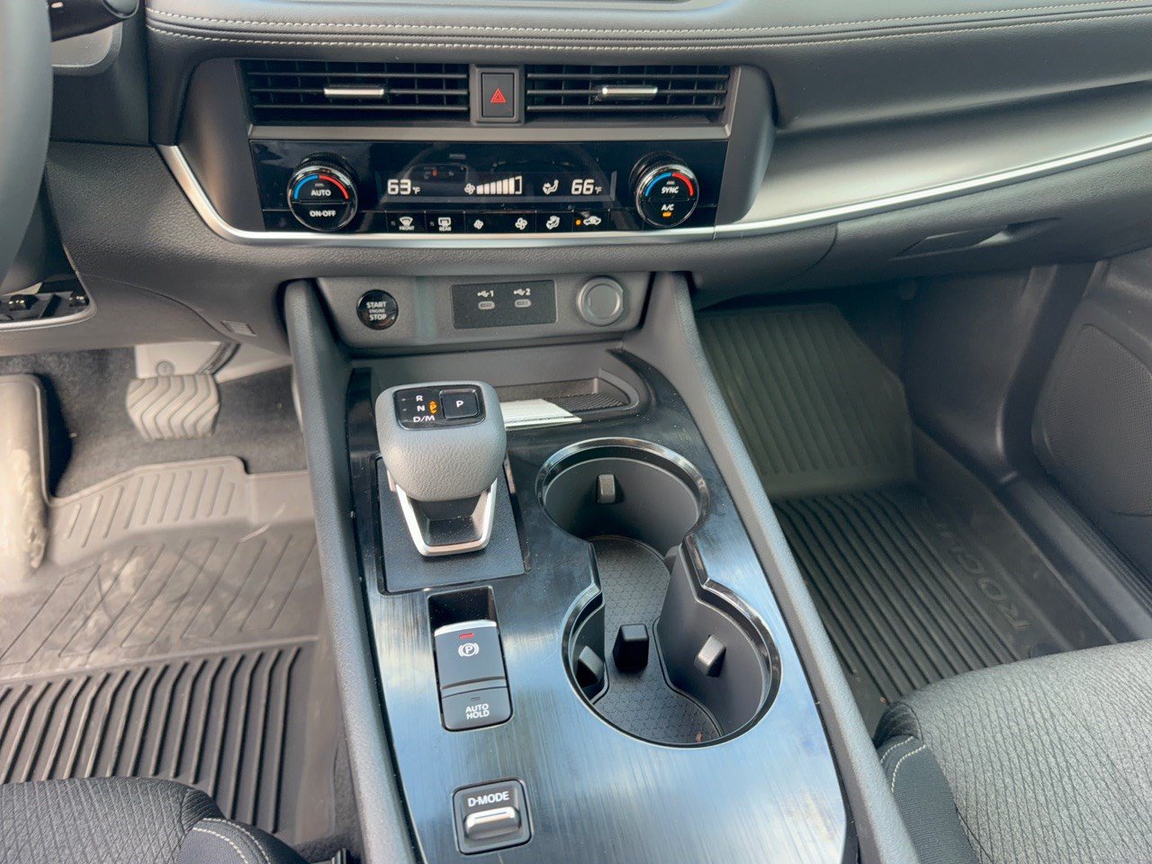 Certified 2026 Nissan Rogue SV FWD image 21