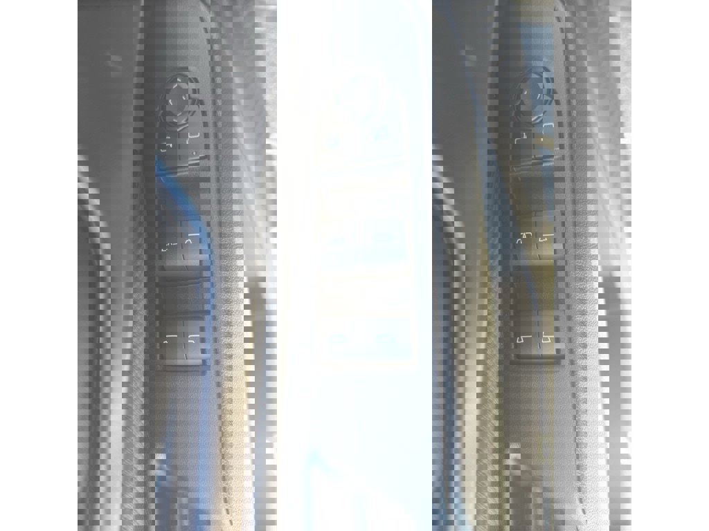 New 2026 Chevrolet Equinox EV RS image 7