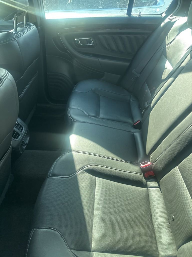 Used 2014 Ford Taurus Limited image 7