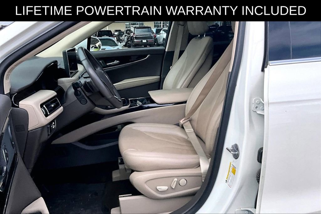 Used 2023 Lincoln Nautilus Reserve w/ Equipment Group 201A image 26