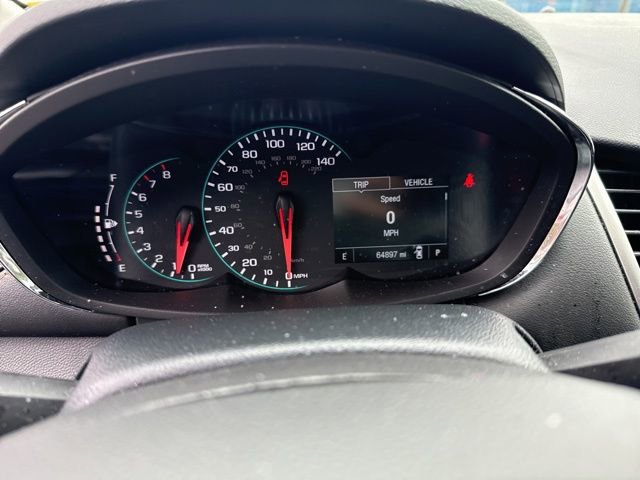 Used 2021 Chevrolet Trax LT w/ LT Convenience Package image 12
