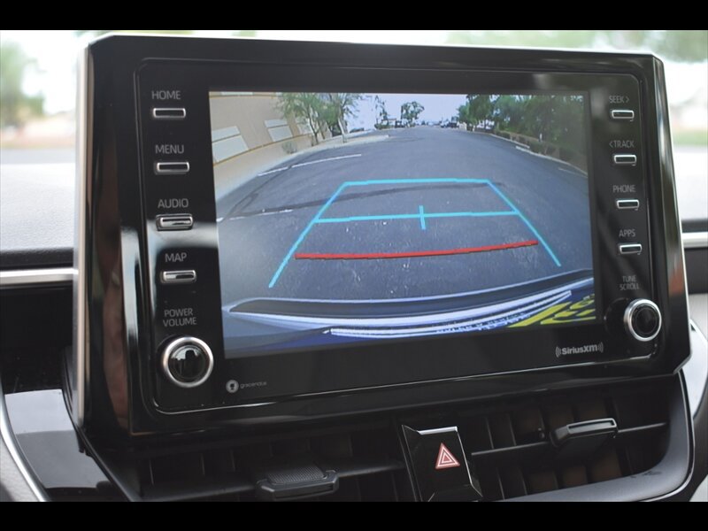 Used 2021 Toyota Corolla LE w/ Carpet Mat Package (TMS) FWD image 11