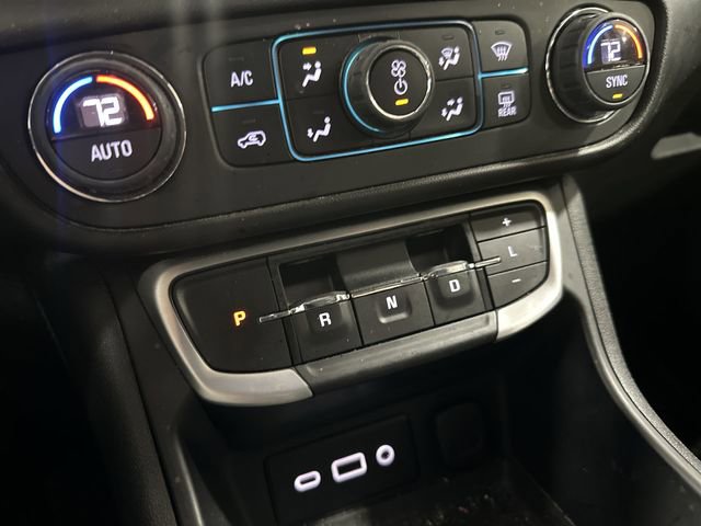 Used 2022 GMC Terrain SLE w/ Driver Convenience Package image 24