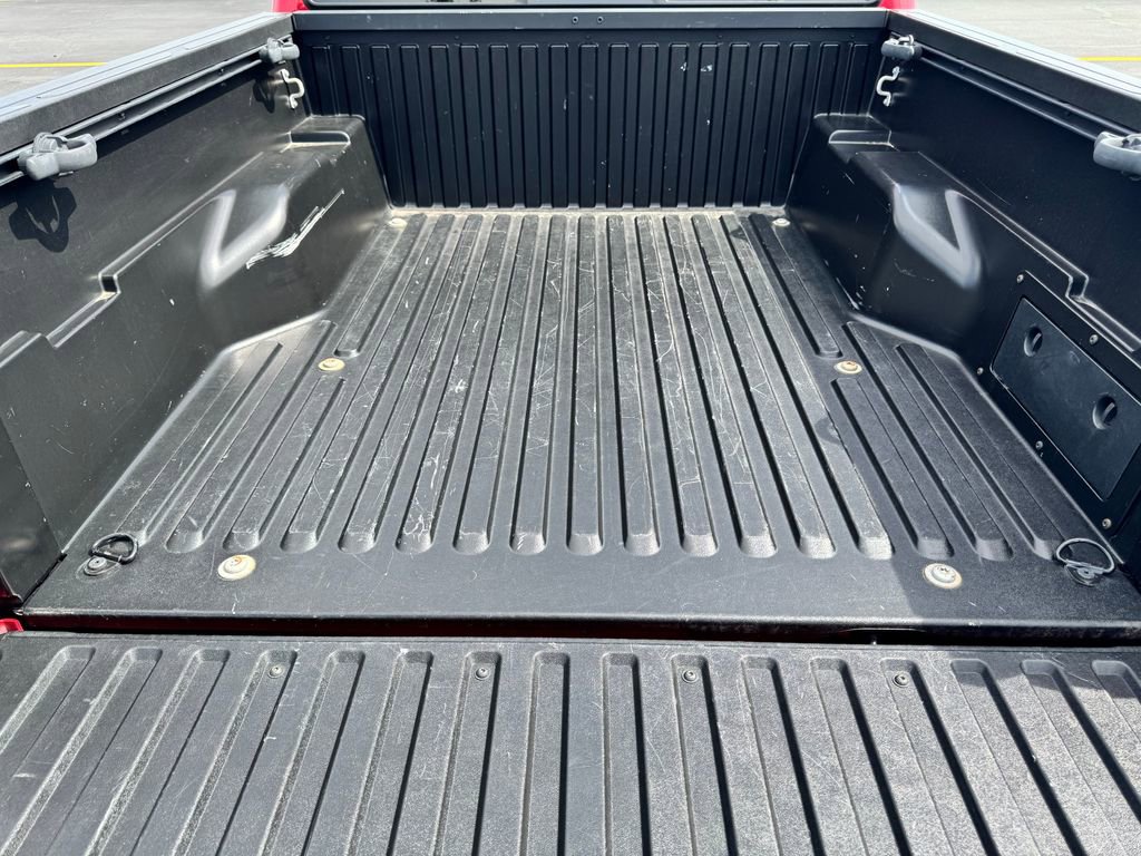 Used 2020 Toyota Tacoma SR image 10