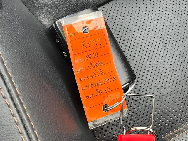Used 2020 MAZDA CX-5 Grand Touring image 35