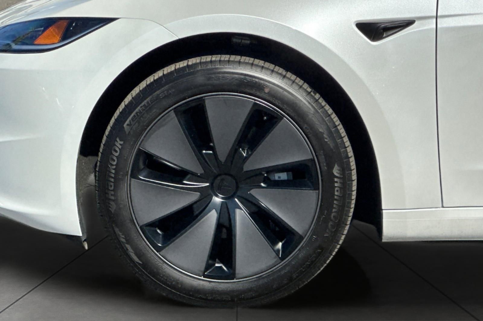 Used 2025 Tesla Model 3 Long Range image 5