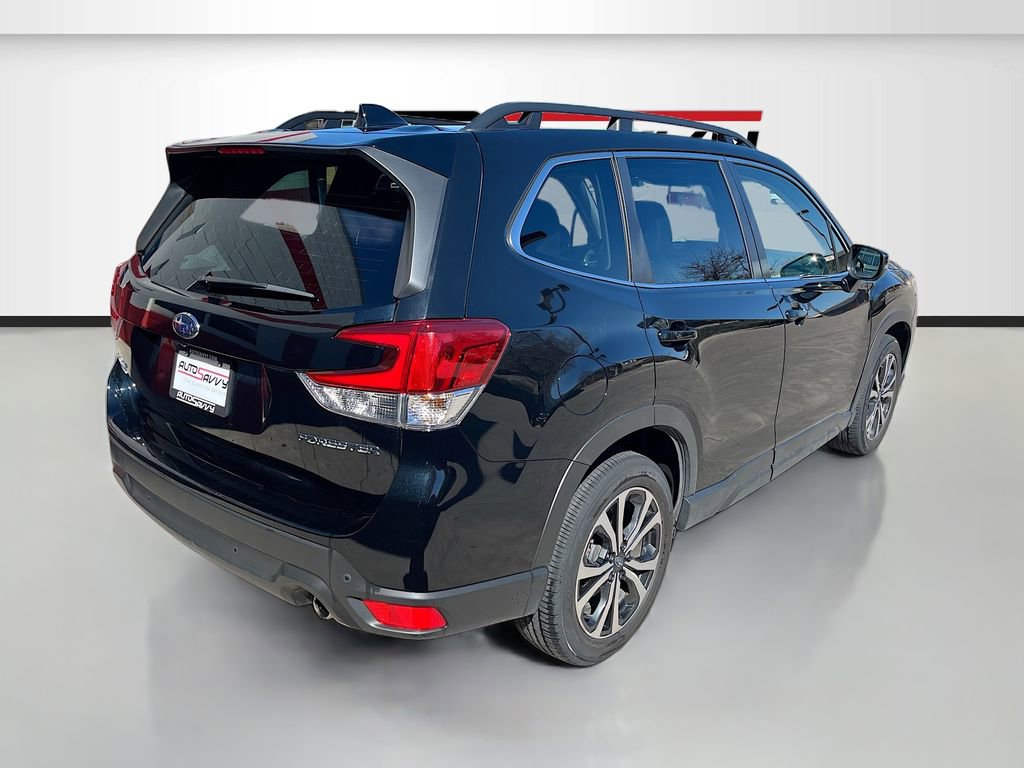 Used 2023 Subaru Forester Limited image 7